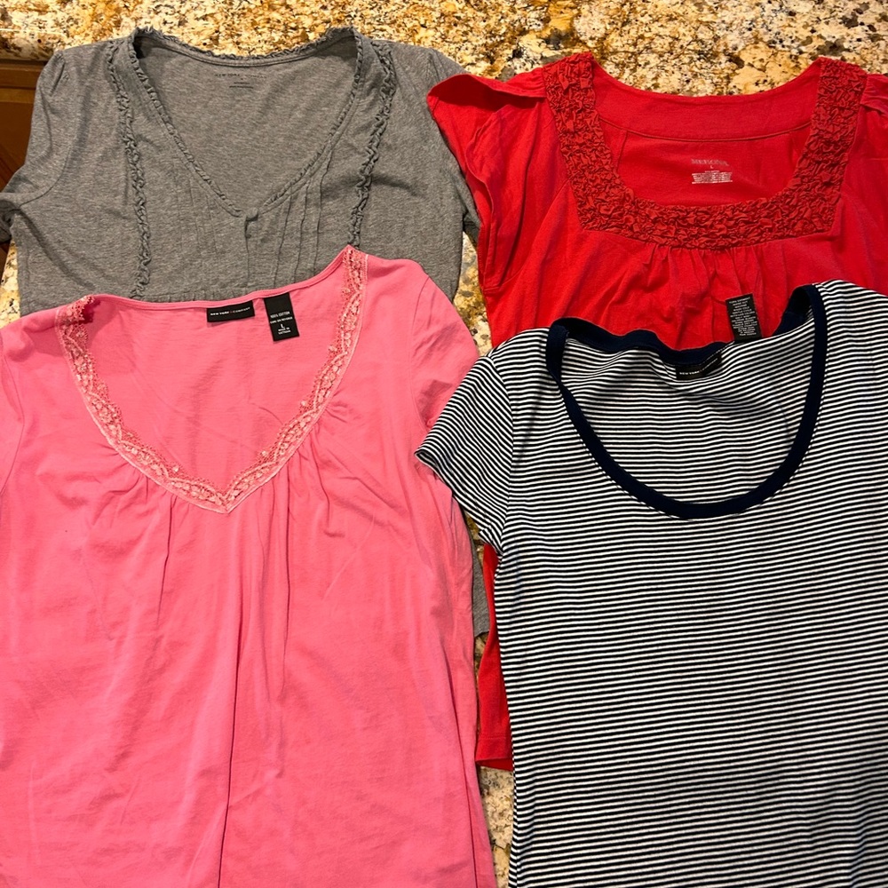 Bundle of 4 Women’s Tops NY & Co & Merona